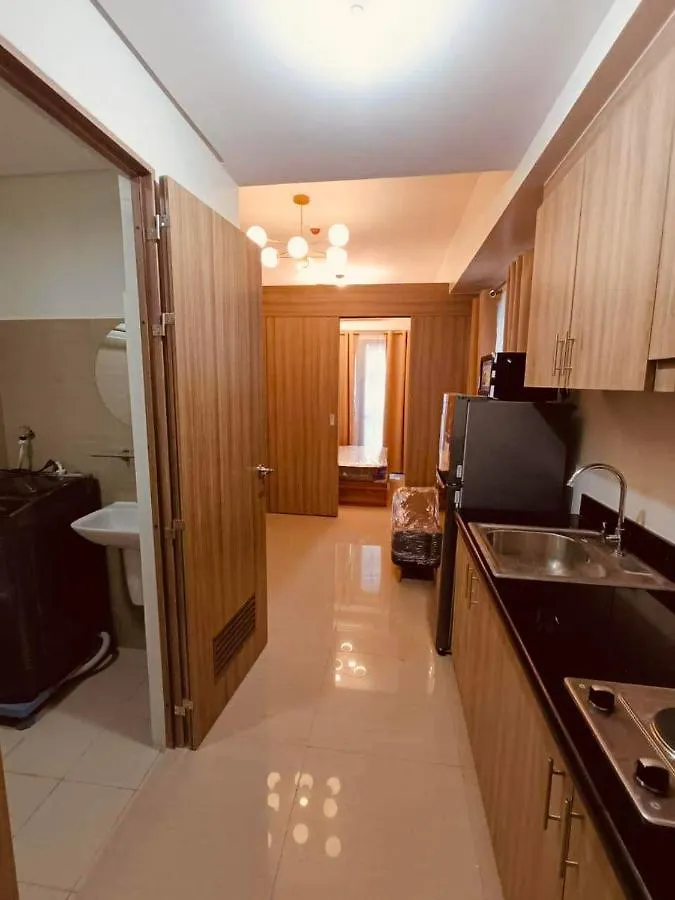 Briannas Crib Aparthotel Pasay