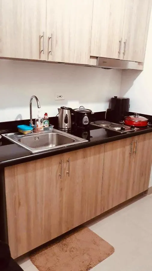 Aparthotel Briannas Crib Pasay 0*,  Filippine